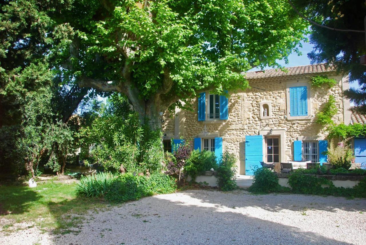 Les Volets Bleus Provence Hotell Salon-de-Provence Eksteriør bilde